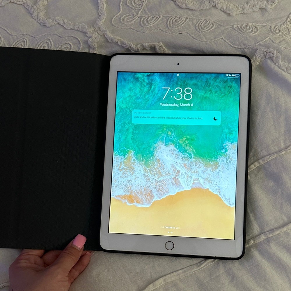 Apple 5th generation iPad